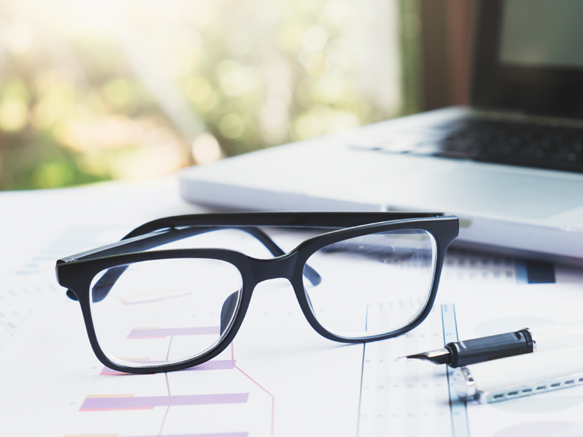 HOYA SYNC III：数码镜片